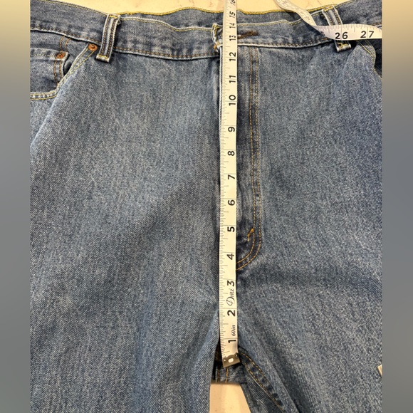Levi's Men’s 550 Relaxed Fit Straight Leg Jeans Size 46 X 30 - Picture 4 of 7